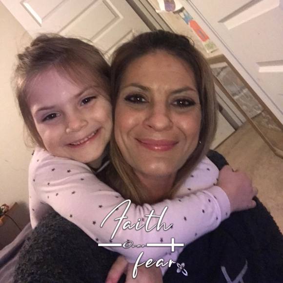 Meet your Posher, Jennifer - Picture 1 of 1